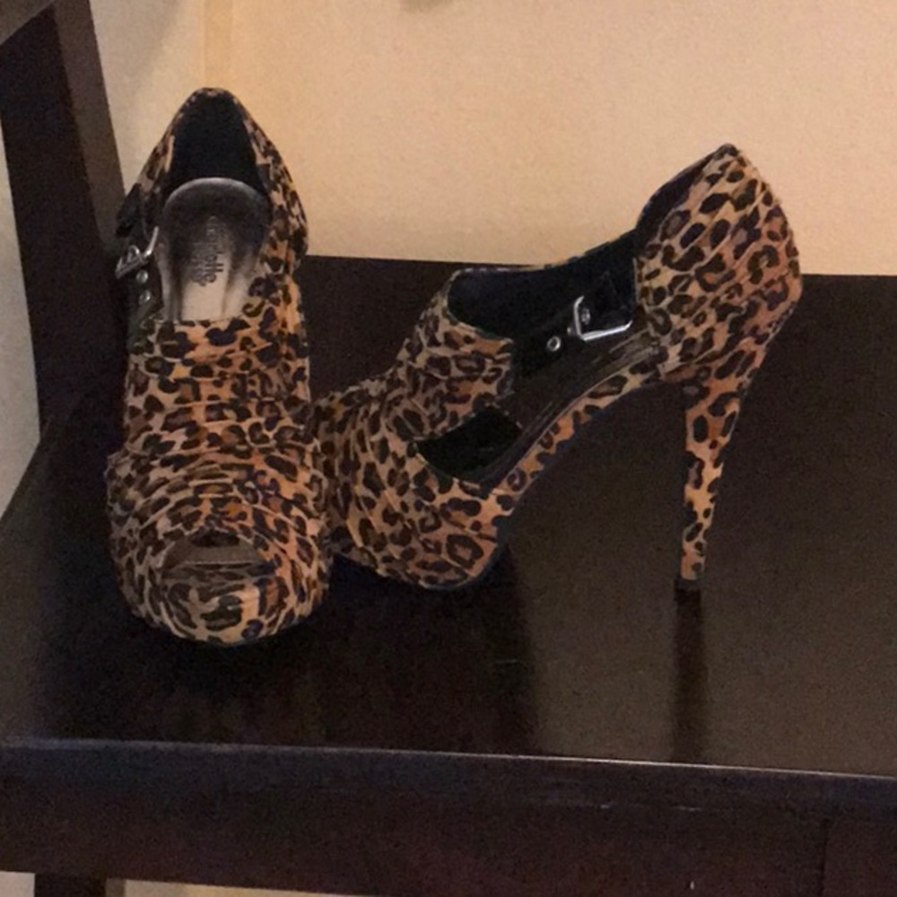 Shoes